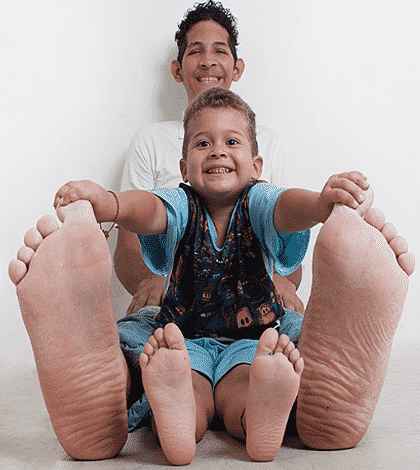 World’s Largest Feet - Kiwi Kids News