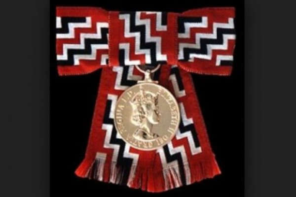 queens medal