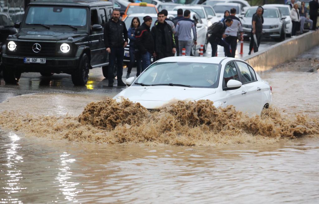 Hawaii Floods Force Evacuations – Kiwi Kids News Hawaii Floods Force Evacuations – Kiwi Kids News